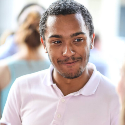 Cedric is looking for an Apartment in Antwerpen