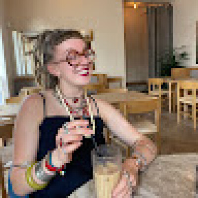 Ymke  zoekt een Kamer in Antwerpen