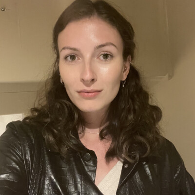 Jana zoekt een Studio in Antwerpen