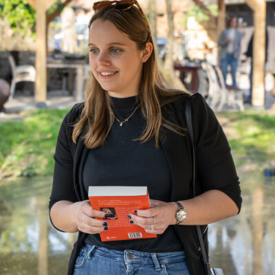 Sarah zoekt een Appartement / Studio in Antwerpen