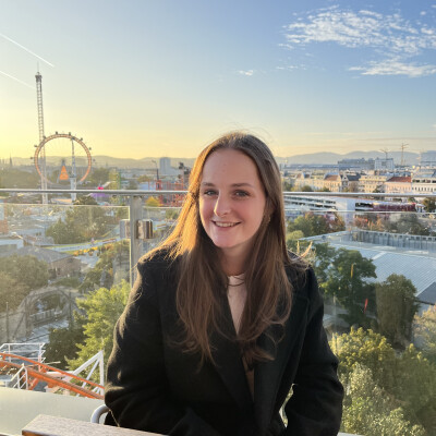 Femke zoekt een Kamer / Appartement / Studio in Antwerpen